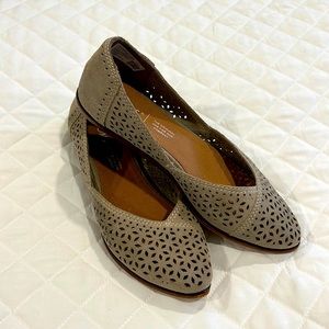 TOMS flats
